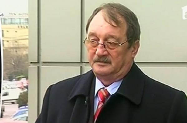 Mircea Băsescu este, din nou, om liber! Fratele fostului preşedinte a ispăşit o treime din pedeapsă (VIDEO)
