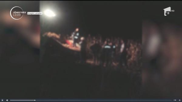 Descoperire macabră în Călăraşi: Într-un lan de porumb a fost găsit cadavrul unui bărbat