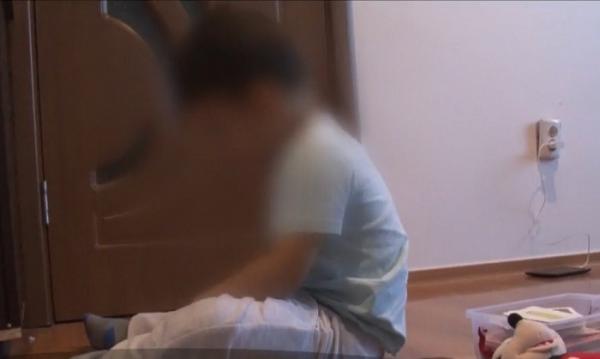 Caz halucinant la Bacău. Un băieţel a fost dat afară de la grădiniță pentru că țipă