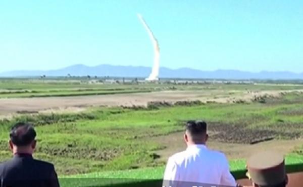 Kim Jong-un sfidează din nou! O nouă rachetă balistică a ajuns deasupra Japoniei