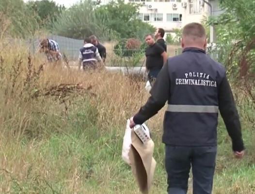 O mamă şi-a găsit fiul de 12 ani mort pe un teren viran, la Iaşi. Puştiul consumase droguri