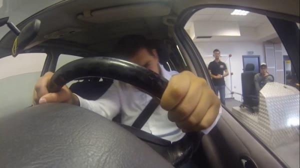 Experiment Observator. Ce se întâmplă dacă pierzi controlul volanului la peste 200 km/h