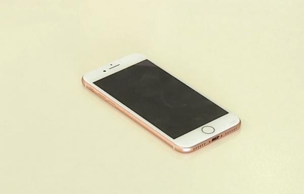 Iphone 8 a ajuns, oficial, şi în România. Totul despre cel mai dorit smartphone