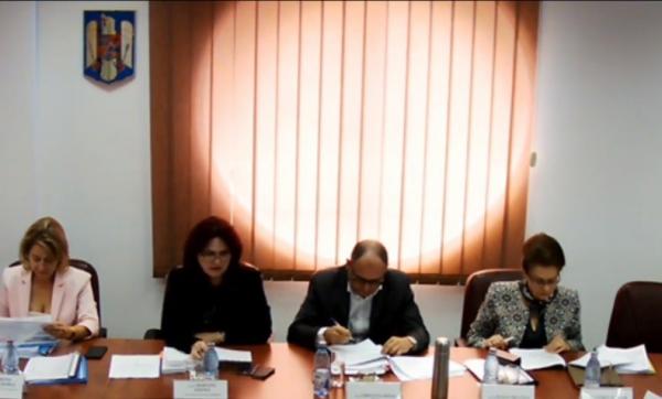 Consiliul Superior al Magistraturii a desfiinţat cele trei Legi ale Justiţiei propuse de ministrul Tudorel Toader