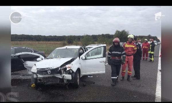 ACCIDENT DRAMATIC pe DN 1! Un copil de 5 ani se zbate între viață și moarte după ce a rămas între fiarele unei mașini