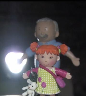 România plăteşte pentru că nu-şi apără copiii. Daune de mii de euro pentru un băieţel bătut şi umilit chiar de tatăl lui (VIDEO)