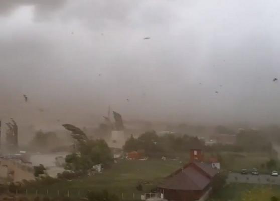 Românii vor fi avertizaţi pe telefoanele mobile în cazul unui dezastru natural iminent