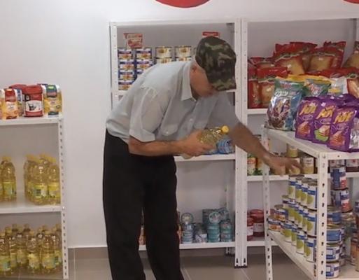 Asistaţii sociali din Sectroul 6 au găsit soluţia pentru a cumpăra alimente esenţiale la preţuri mici