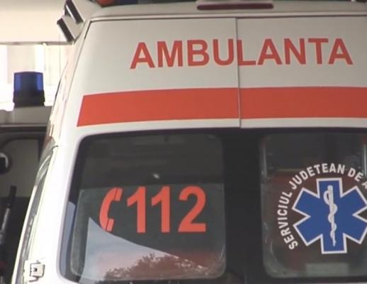 GEST EXTREM la un liceu din Brăila. Un elev şi-a provocat răni la o mână chiar în timpul orelor