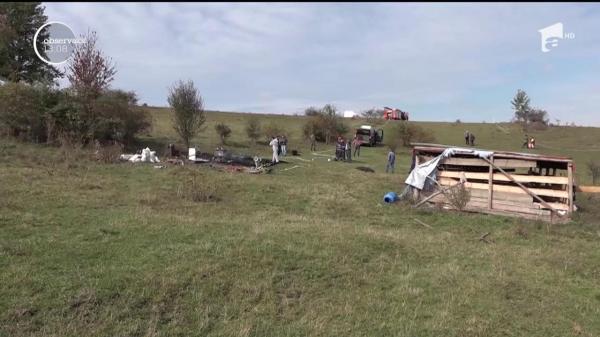 Dramă într-o familie din Odorheiu Secuiesc. O fetiţă de doar un an a murit arsă de vie, într-o baracă. Fratele ei, salvat în ultima clipă