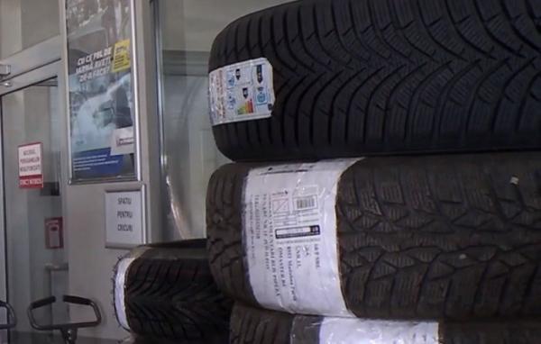 Lecţie de şofat şi de ales anvelopele potrivite, care îţi pot salva viaţa