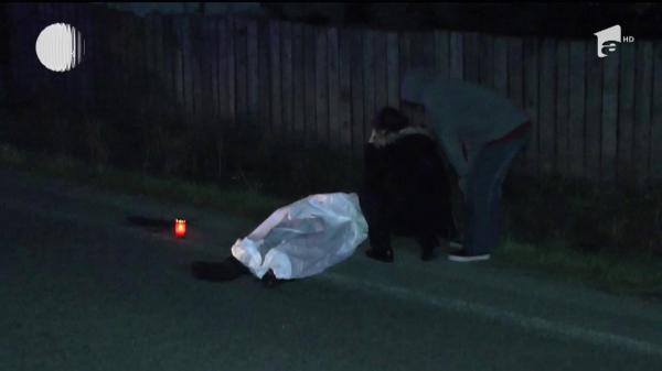 Tragedie pe o şosea din Neamţ! Bărbat spulberat de o maşină, la câţiva paşi de casă. Şoferul avea permis de câteva luni