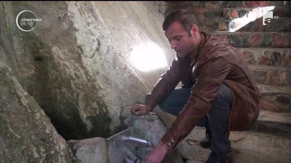 Izvor cu puteri miraculoase în Apuseni! Atrage ca un magnet oameni din toată ţara, care vor să scape de boală