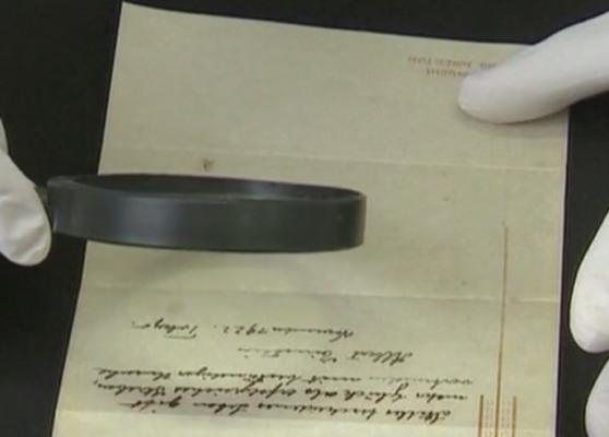 1,3 milioane de dolari. Atât a plătit un colecţionar pentru două notiţe ce îi aparţin lui Albert Einstein!