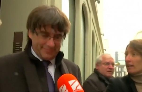 Carles Puigdemont refuză să se prezinte în faţa judecătorilor