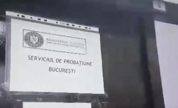 REPORTAJ într-un birou de probaţiune, unde infractorii eliberaţi condiţionat ameninţă, fură şi îi pălmuiesc pe ofiţerii lipsiţi de apărare