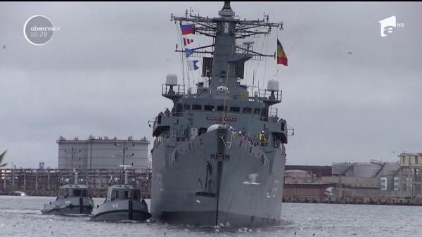 Onoruri militare în portul Constanţa! Fregata Regele Ferdinand s-a întors acasă