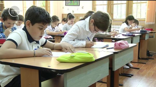 Temele pentru acasă ale copiilor sunt subiect de dezbatere naţională!