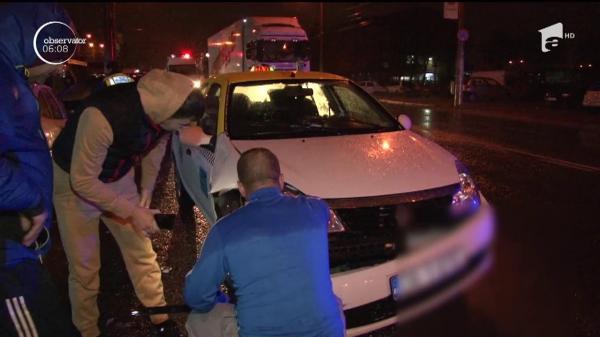 Accident în lanţ cu un şofer băut, la Târgovişte. O maşină s-a ciocnit cu un TIR şi alte două maşini (VIDEO)