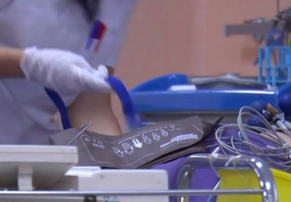 Cancerul din zona gâtului şi a capului, greu de tratat în România! Din lipsa informaţiilor sau de teamă, românii ajung prea târziu la medic