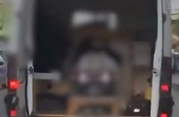 O pacientă transportată cu ambulanţa la Piatra Neamţ a văzut moartea cu ochii: "Crapă inima-n mine!"