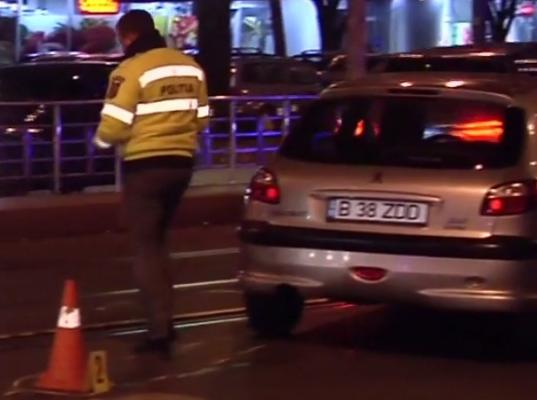 Accident groaznic în Capitală. O mamă şi fetiţa ei de 2 ani au fost secerate pe trecerea de pietoni de un şofer care tocmai lovise o maşină