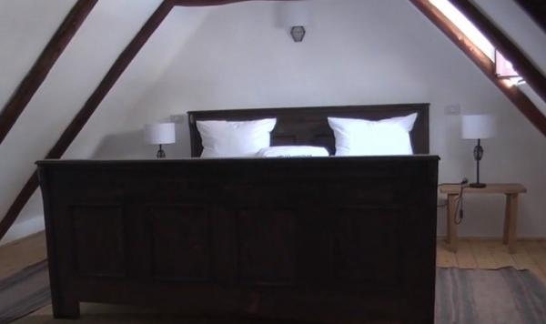 Micile pensiuni, dar şi hotelurile cu mai puţin de 50 de paturi, precum şi azilele de bătrâni, nu vor mai avea nevoie de aviz ISU