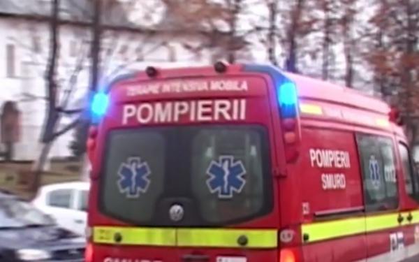Descoperire macabră la Vaslui. Un adolescent de 17 ani a fost găsit mort într-o locuinţă, alături de un alt tânăr în stare gravă (VIDEO)