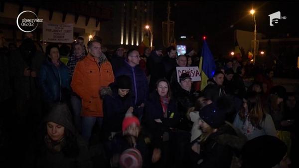 Zeci de mii de români, în stradă şi în marile oraşe! Filosoful Mihai Şora, la 101 ani, a participat la protestele de la Alba Iulia