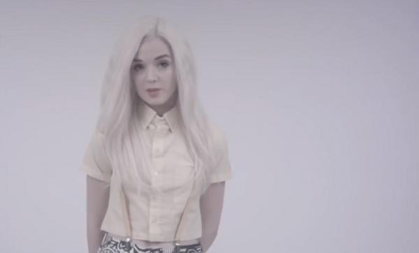 Poppy, cea mai bizară vedetă pe youtube