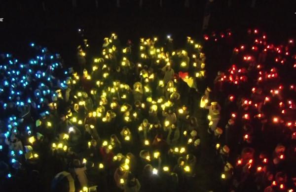 Tricolor uman, la Botoșani! Ideea le-a venit unor profesori de liceu (VIDEO)