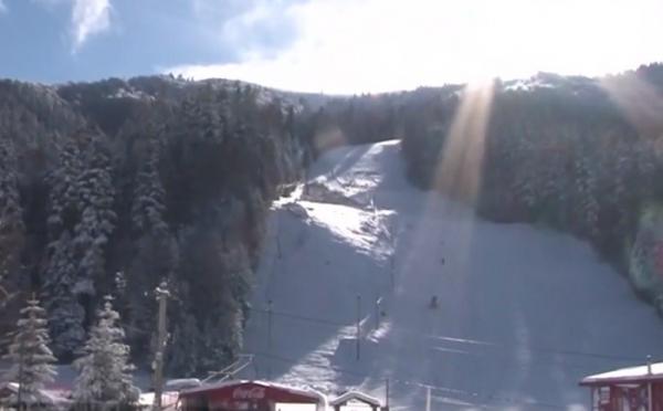 A început minivacanţa de 1 decembrie! Şi marea evadare la munte. Pentru români, urmează patru zile de distracţie