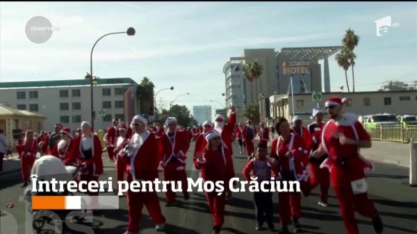 Peste 160 de Moși Crăciuni s-au întrecut pe schiuri în Statele Unite
