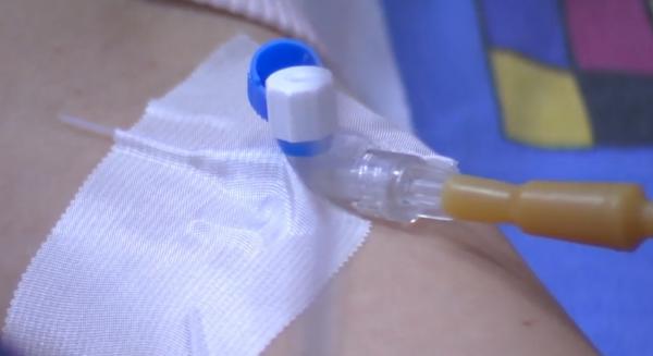 Prima reacţie a Ministrului Sănătăţii, după ce criza imunoglobulinei a ucis o femeie. Atacul lansat după vacanţă, pe Facebook