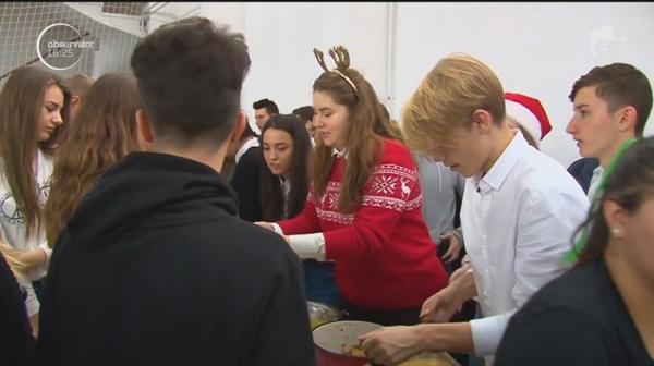 Târg caritabil cu bunătăţi organizat la Mioveni! Din banii strânşi, se vor cumpăra cadouri de Crăciun, pentru micuţii fără posibilităţi