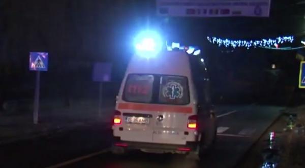 Fetiţa de 8 ani cu cancer din Iaşi, din nou pe mâna medicilor. Copila a stat cinci luni fără tratament (Video)