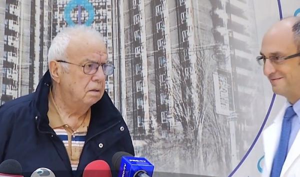 Alexandru Arşinel i-a colindat pe medicii care l-au salvat (Video)