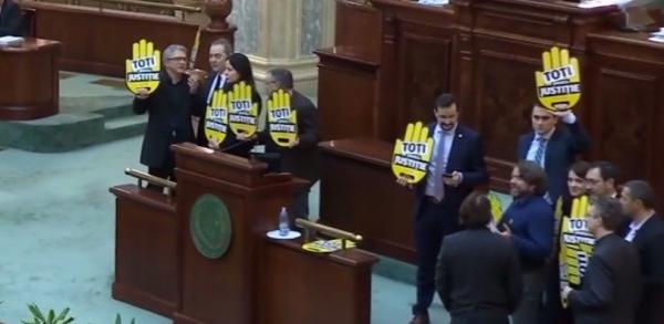 Modificările Legilor Justiţiei sunt pe ordinea de zi, la vot, în plenul Senatului!