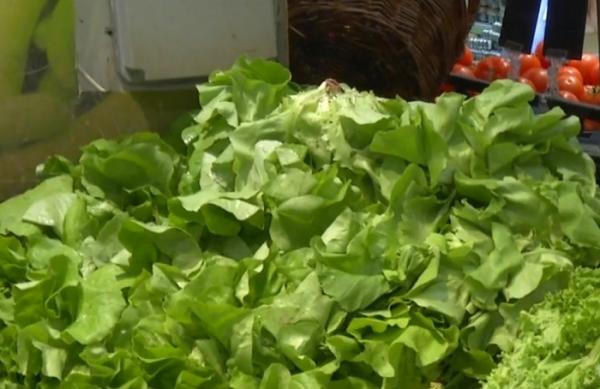 Detoxifierea după masa de Crăciun. După mese încărcate cu bucate, nutriţioniştii vin cu sfaturi