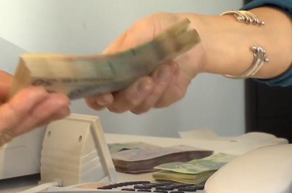 ROBOR va continua să crească şi în 2018, iar ratele la credite ar putea fi mai mari şi cu 30% în acest an