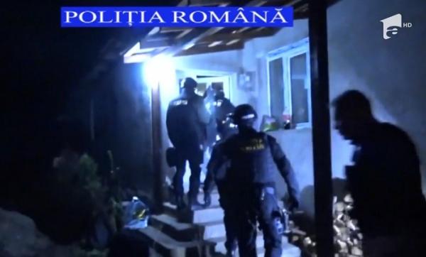 Suspect de pedofilie, reținut la Dej. Francezul de 61 de ani ar fi întreținut relații sexuale cu copii, pe bani (Video)