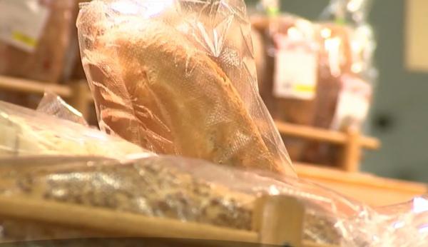 Una din patru pâini de pe mesele românilor este din aluat congelat adus din import