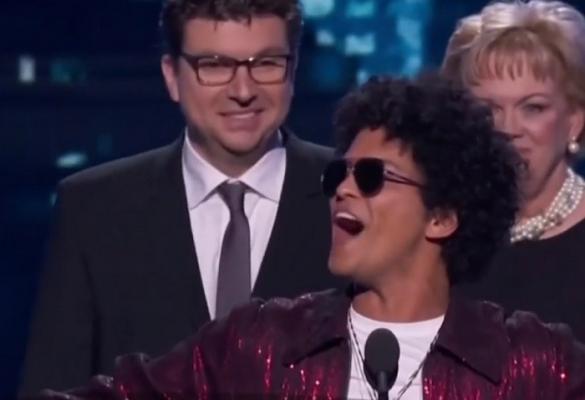 Seară de aur pentru un român, la gala Grammy! Șerban Ghenea este unul dintre cei mai prolifici ingineri de sunet