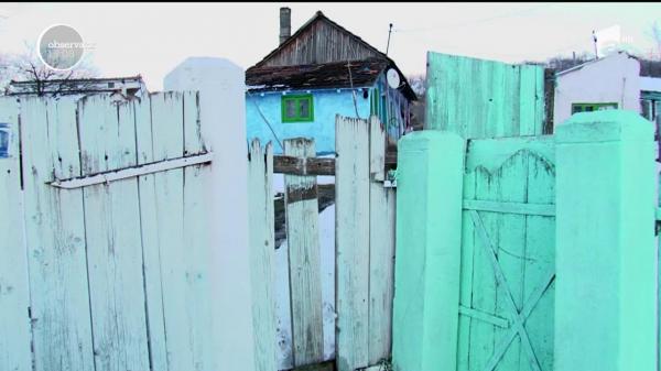 Triunghi amoros la Vaslui. O femeie şi-a înjunghiat vecina care s-ar fi iubit cu bărbatul ei de faţă cu bunica