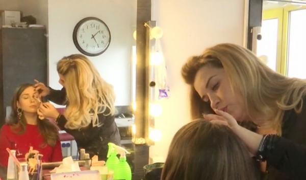 Curs de machiaj la Intact Media Academy