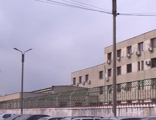 Deţinuţi torturaţi în Spitalul Penitenciarului Rahova. Patru angajaţi au fost arestaţi preventiv (Video)