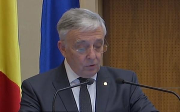 Guvernatorul Băncii Naţionale a anunţat că urmează un val de scumpiri mai mare decât se aşteptau oficialii BNR