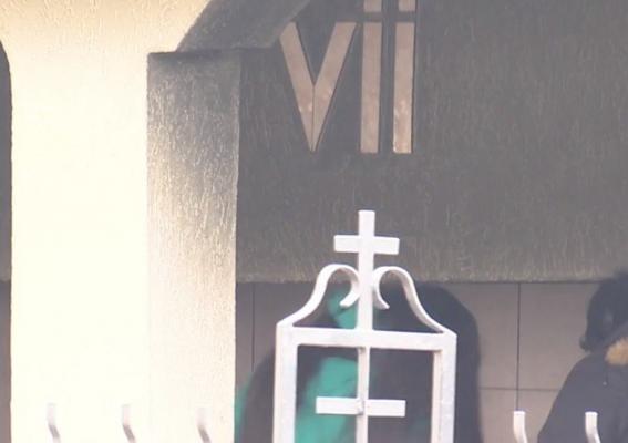 Un paradis fiscal înfloreşte în mai multe biserici din Bucureşti, unde bonul este opţional tunci când cumperi ceva