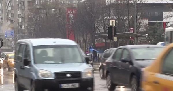 Revoluţie în traficul bucureştean. Primăria are în plan o linie verde de transport în centrul Capitalei