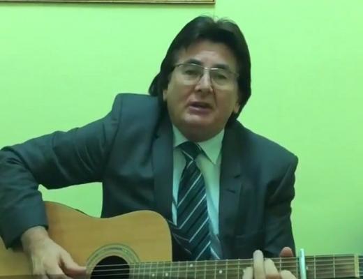 Primarul din Timişoara, Nicolae Robu, își exprimă sentimentele prin muzică